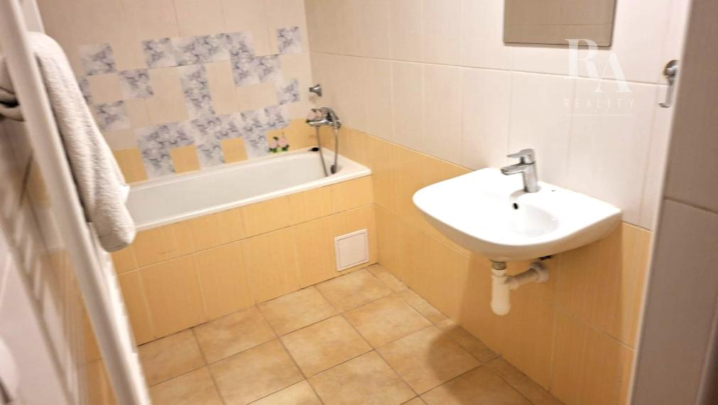 Prenájom 3KK - izbový byt Bytčická ulica