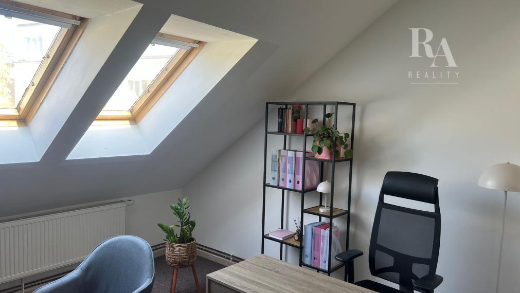 Prenájom kancelárie 17 m2 centrum mesta