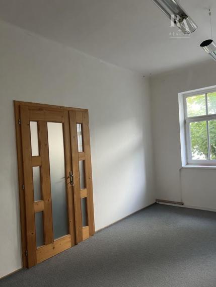 Prenájom kancelárie 20 m2 centrum mesta
