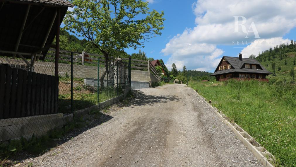 PREDAJ CHATY BELÁ - ZLIEŇ