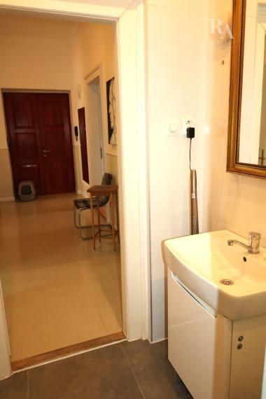 PREDAJ VEĽKÝ 2,5 IZBOVÝ STAROMESTSKÝ BYT CENTRUM MESTA