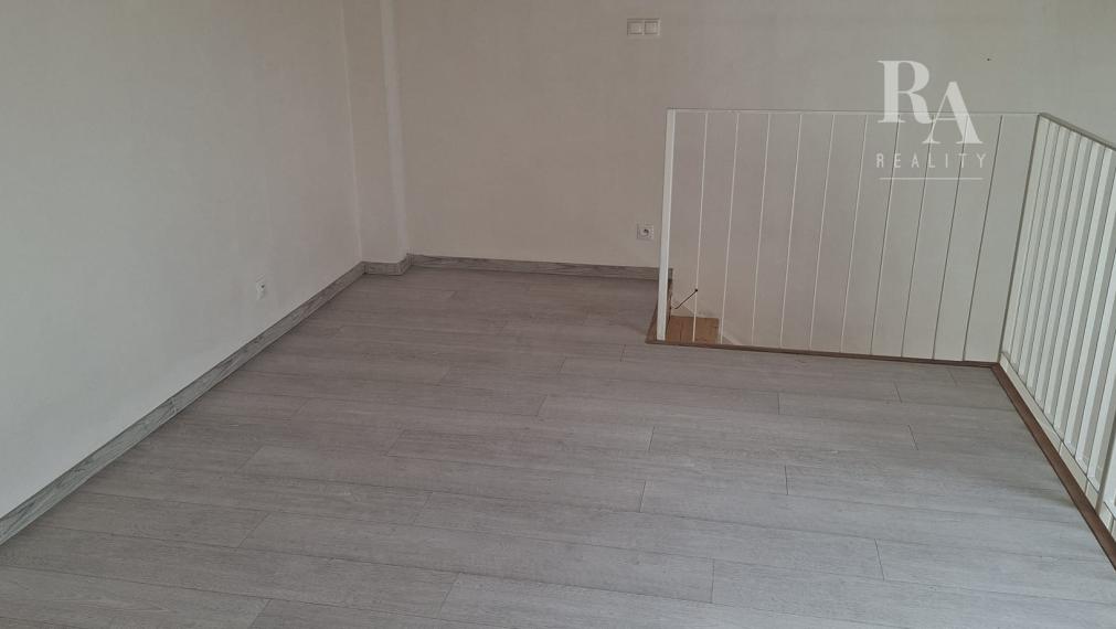 PRENÁJOM 2KK MEZONETOVÉHO BYTU BYTČICKÁ ULICA