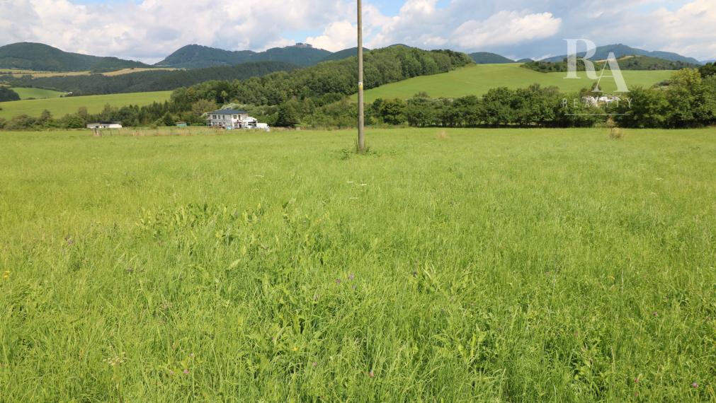 PREDAJ STAVEBNÝ POZEMOK DOLNÁ TIŽINA S KRÁSNYM VÝHĽADOM