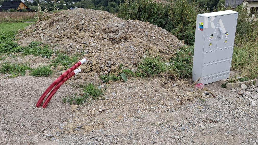PREDAJ STAVEBNÝ POZEMOK NA VÝSTAVBU CHATY BELÁ - ZLIEŇ