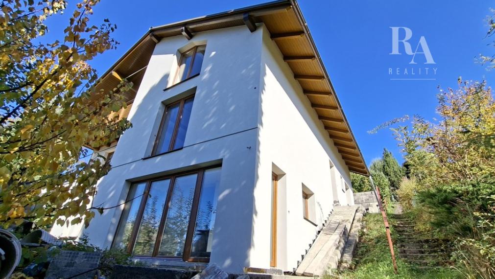 PREDAJ NOVOSTAVBA DOMU POVAŽSKÝ CHLMEC