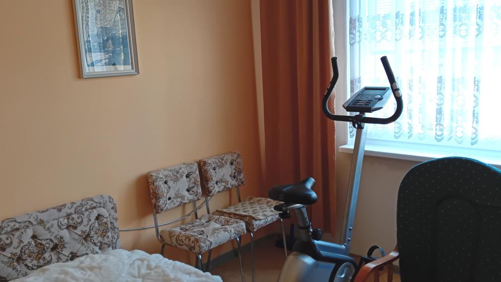 Predaj 4 izbový byt 87m2, pôvodný stav, 1. poschodie, SNP - Trenčianske Teplice