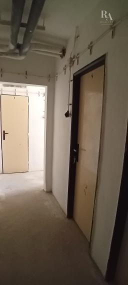 Predaj 4 izbový byt 87m2, pôvodný stav, 1. poschodie, SNP - Trenčianske Teplice