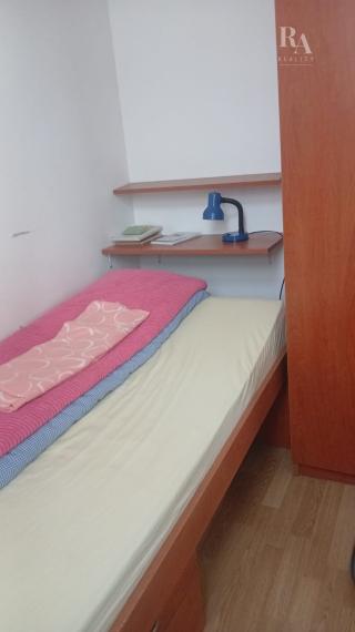 PREDAJ 2,5 IZBOVÝ STAROMESTSKÝ BYT