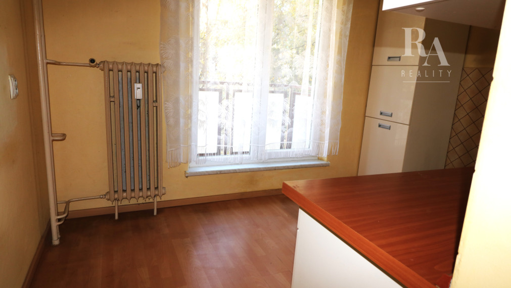 PREDAJ 3 - IZBOVÝ BYT S LOGGIOU A BALKÓNOM NOVÝ BULVÁR