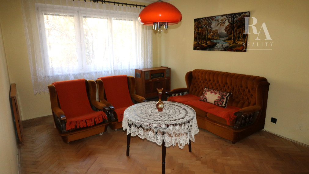 PREDAJ 3 - IZBOVÝ BYT S LOGGIOU A BALKÓNOM NOVÝ BULVÁR