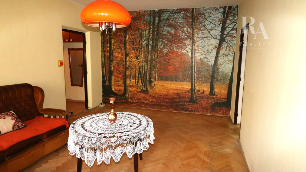 PREDAJ 3 - IZBOVÝ BYT S LOGGIOU A BALKÓNOM NOVÝ BULVÁR