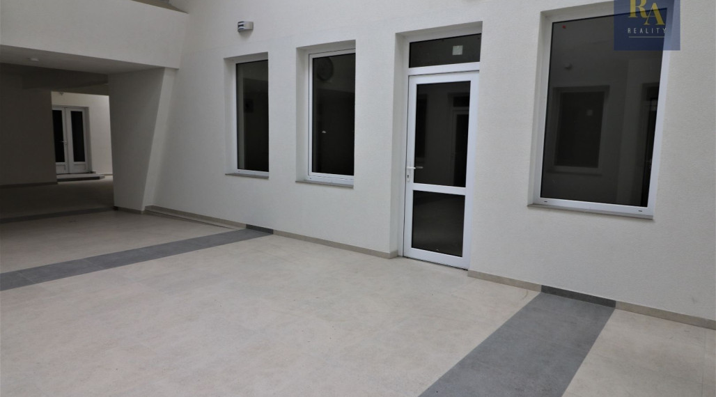 Prenájom priestoru vhodného na služby