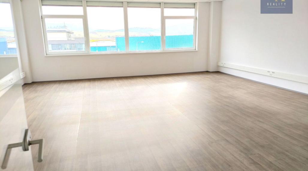 Prenájom kancelárskych priestorov v LIVING CENTRE