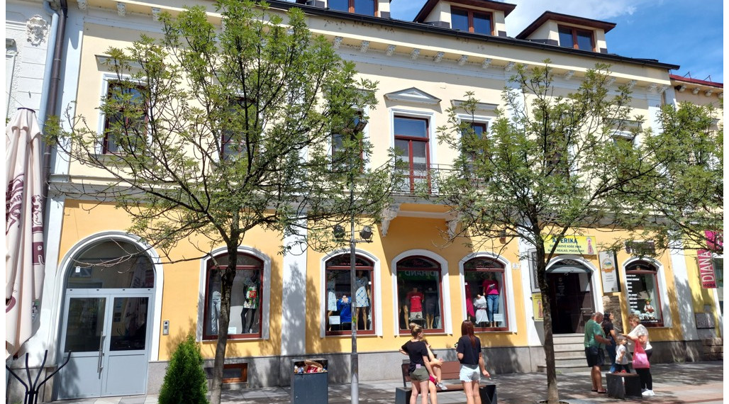 PREDAJ POLYFUNKČNEJ BUDOVY V CENTRE MESTA S PARKOVANÍM