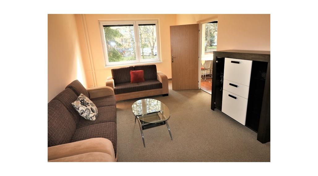 Prenájom 2 - izbového zariadeného bytu Hliny 8