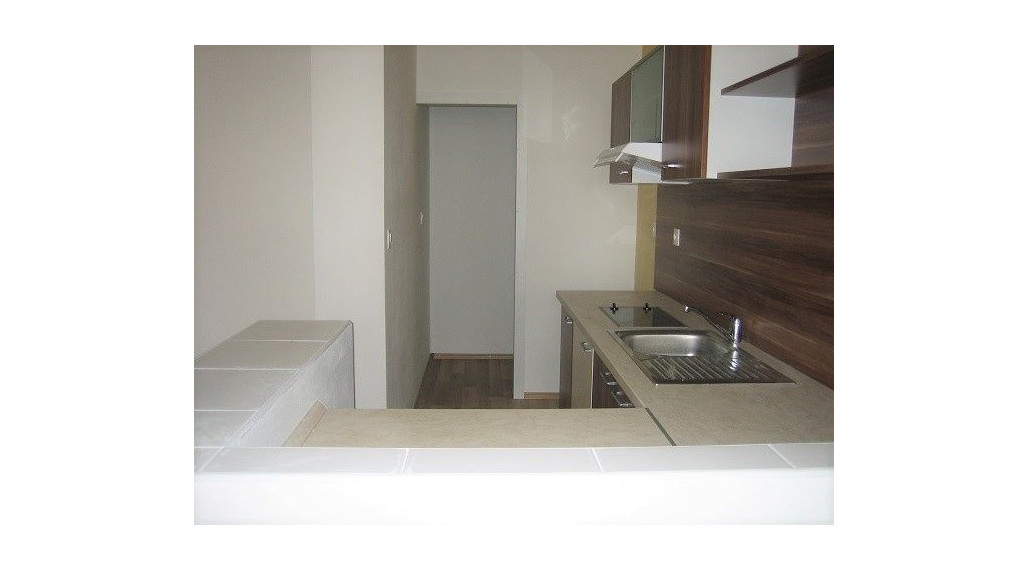 Prenájom 2 - izbový byt Bytčická ulica