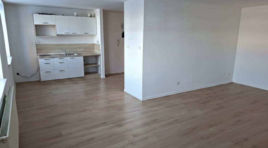 Prenájom 1KK - izbový byt Bytčická ulica