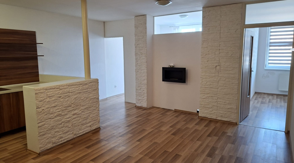 Prenájom 3KK - izbového bytu Bytčická ulica