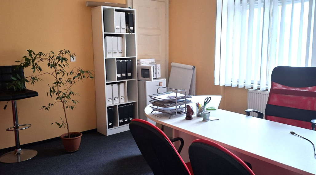 Prenájom kancelárie na prízemí 21 m2 centrum mesta