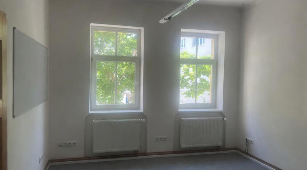 Prenájom kancelárie 20 m2 centrum mesta