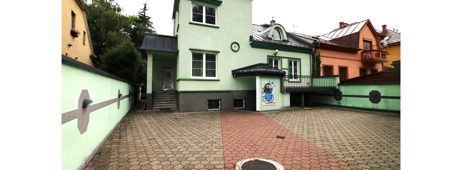 PREDAJ POLYFUNKČNÁ VILA V BLÍZKOM CENTRE MESTA