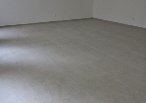 Prenájom priestoru vhodného na služby