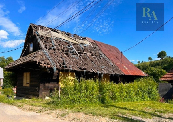 Predaj drevenica s pozemkom o rozlohe 585m2 v obci Lutiše