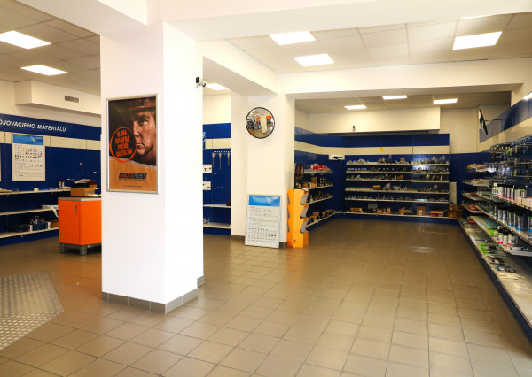 PRENÁJOM OBCHODNO - SKLADOVÝ PRIESTOR S ADMINISTRATÍVOU