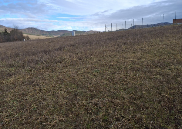Predaj stavebný pozemok Kľače 1030 m2