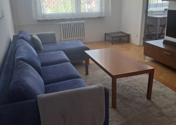 Prenájom 2 - izbového zariadeného bytu Hliny 8