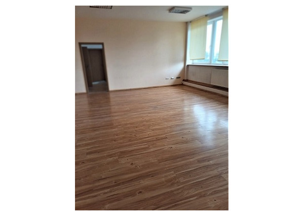 Prenájom kancelárií o výmere 20 m2 a 40 m2
