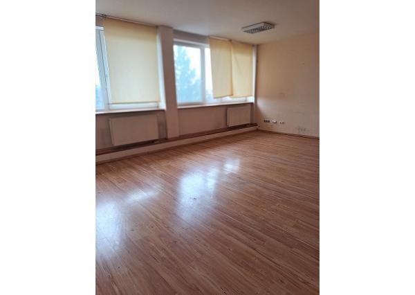 Prenájom kancelárií o výmere 20 m2 a 40 m2