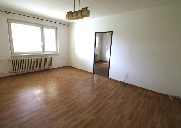 PREDAJ 2 - IZBOVÝ BYT HLINY 7