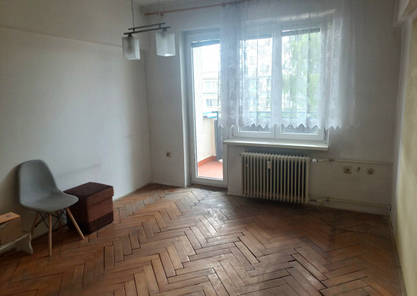 PREDAJ 2 - IZBOVÝ TEHLOVÝ BYT S LOGGIOU A BALKÓNOM BULVÁR
