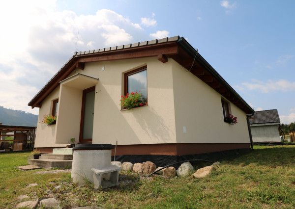 NOVOSTAVBA BUNGALOVU KRASŃANY