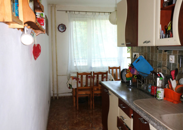 PREDAJ 3 - IZBOVÝ BYT S BALKÓNOM A LOGGIOU VLĆINCE