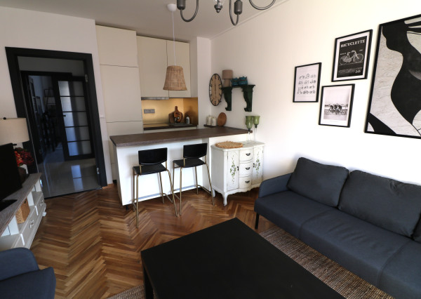 PRENÁJOM LUXUSNÉHO 3 - IZBOVÉHO BYTU BULVÁR