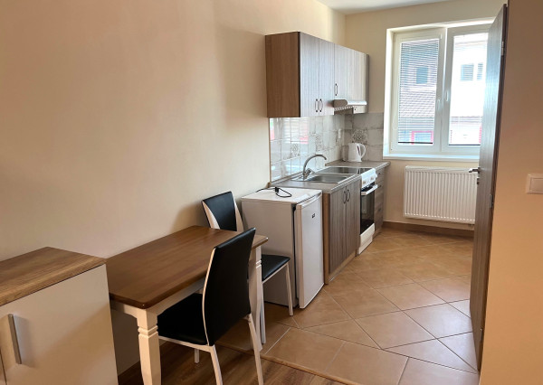 PREDAJ  2 - IZBOVÝ BYT KAMENNÁ