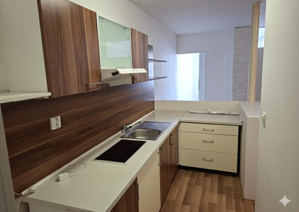 Prenájom 3KK - izbového bytu Bytčická ulica