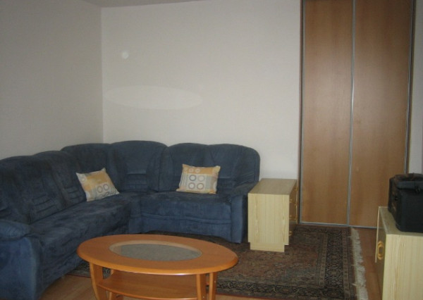 Prenájom 1 - izbový byt blízke centrum