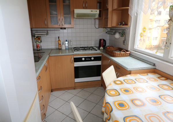 Prenájom 2 - izbového zariadeného bytu Hliny 3