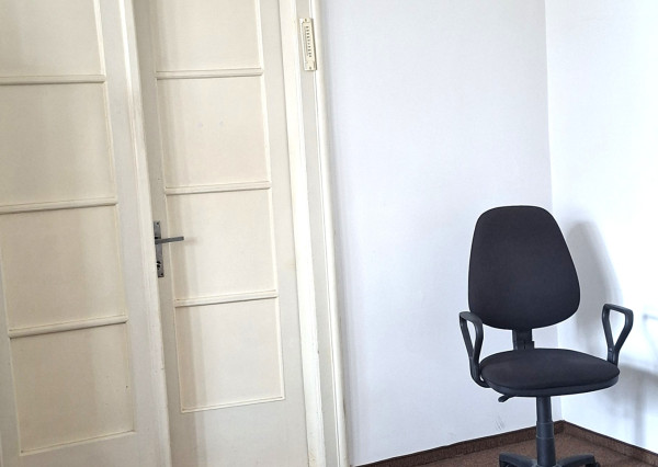 Prenájom 5 kancelárií na 1.poschodí v centre mesta