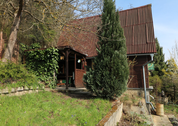 PREDAJ MUROVANEJ ZÁHRADNEJ CHATKY POVAŽSKÝ CHLMEC