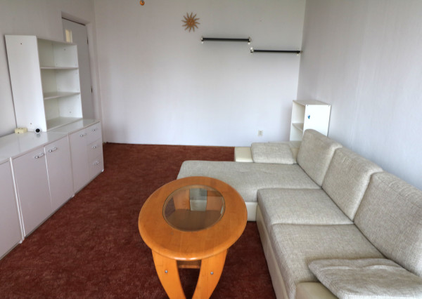 Prenájom 2 - izbového zariadeného bytu Hliny 6