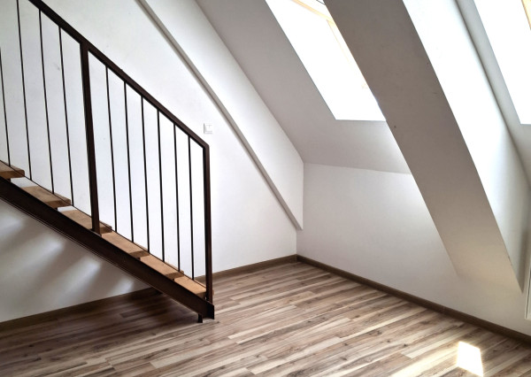 Prenájom 2 KK - izbového mezonetového bytu Bytčická ulica