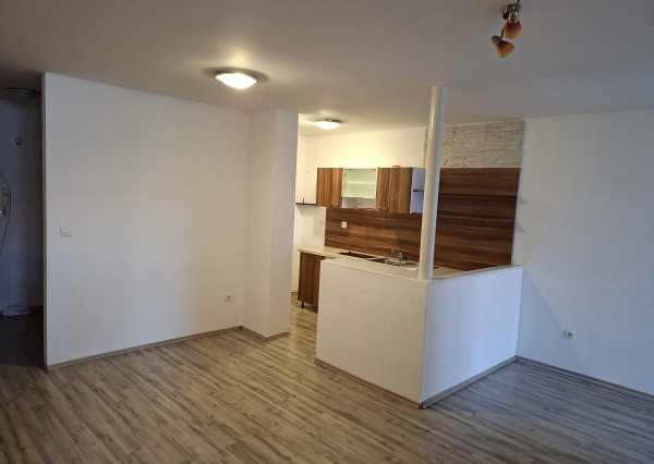 Prenájom 3KK - izbový byt Bytčická ulica