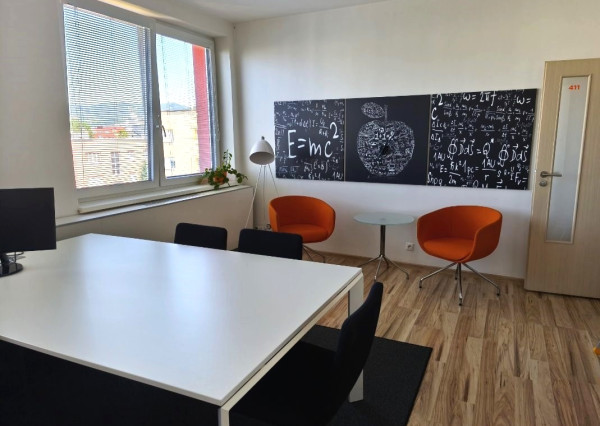 Na prenájom Exkluzívne a moderné kancelárske priestory v širšom centre Žiliny
