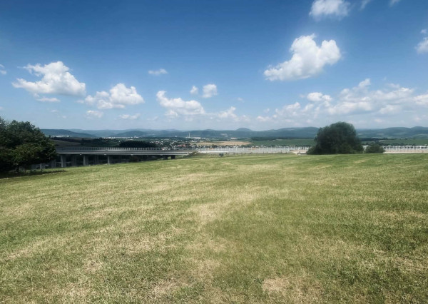 PREDAJ POZEMOK VIŠNOVÉ
