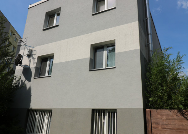 PRIESTOR NA PODNIKANIE + 2 PARKOVACIE MIESTA
