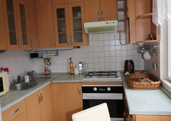 Prenájom 2 - izbového zariadeného bytu Hliny 3